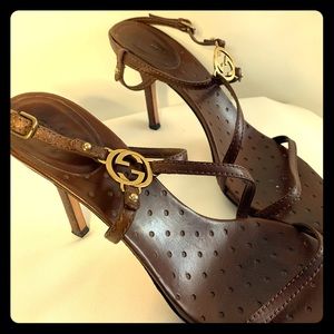 GUCCI brown leather heeled sandals. Size 8.5.